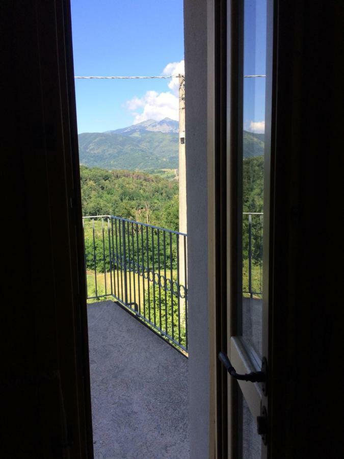 ポントレーモリLocazione Turistica La Ca Giallaアパートメント エクステリア 写真
